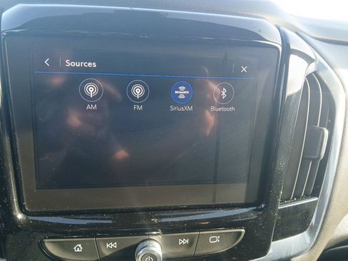 Used 2023 Chevrolet Traverse Premier image 27