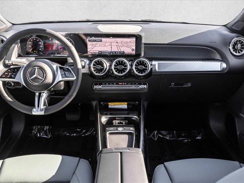 New 2026 Mercedes-Benz GLB 250 4MATIC image 22