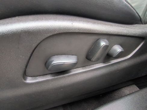 Used 2023 Cadillac XT4 Premium Luxury w/ Cold Weather Package image 17