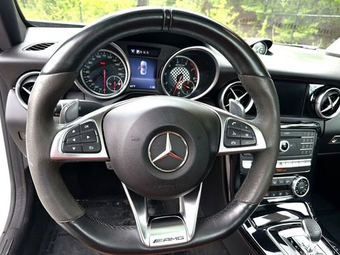 Used 2020 Mercedes-Benz SLC 43 AMG image 11