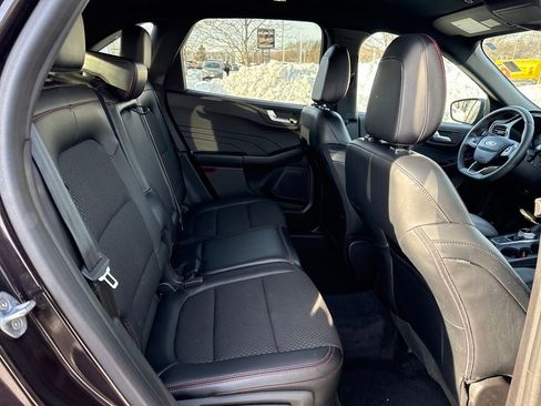 Certified 2023 Ford Escape ST-Line Select w/ Tech Pack #2 image 10