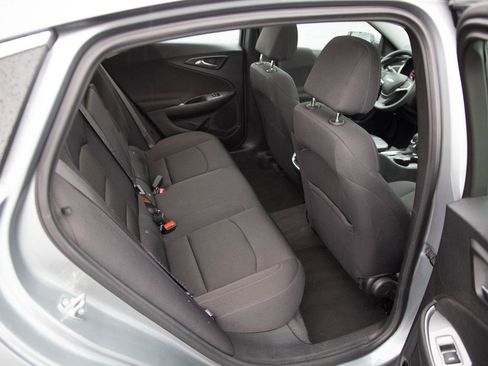 Used 2024 Chevrolet Malibu LT image 15