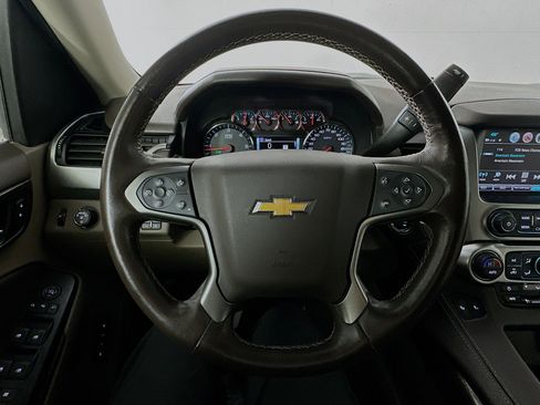 Used 2019 Chevrolet Tahoe LT w/ LT Signature Package image 11