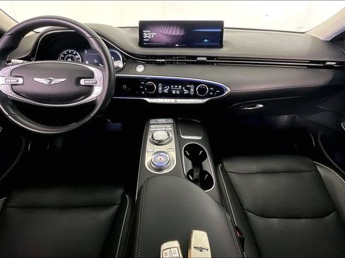 Used 2022 Genesis GV70 2.5T w/ Advanced Package image 21