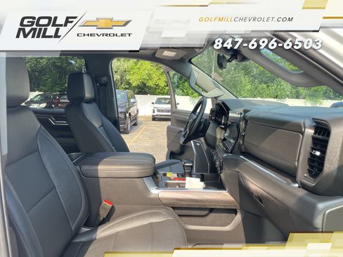 Used 2023 Chevrolet Silverado 1500 LTZ w/ Technology Package AWD/4WD image 41