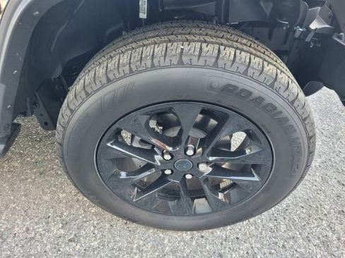 Certified 2025 Jeep Wrangler Unlimited Sahara image 19