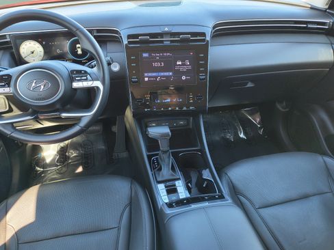 Used 2022 Hyundai Tucson SEL w/ Convenience + Premium Package FWD image 13