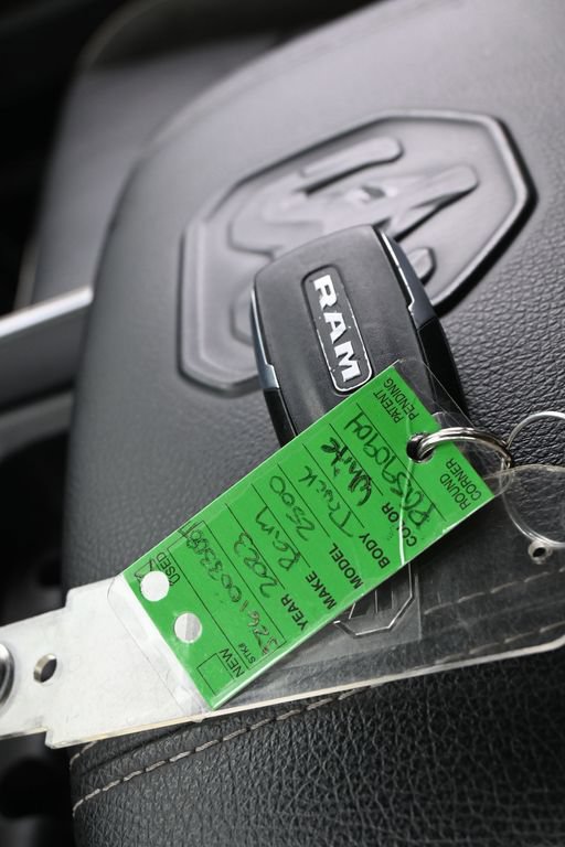 Used 2023 RAM 2500 Laramie AWD/4WD image 33