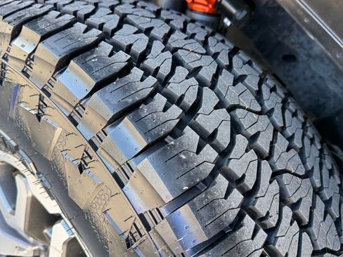 Used 2023 Ford F150 Raptor AWD/4WD image 46