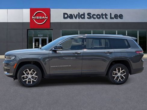 Used 2024 Jeep Grand Cherokee L Limited AWD/4WD image 11