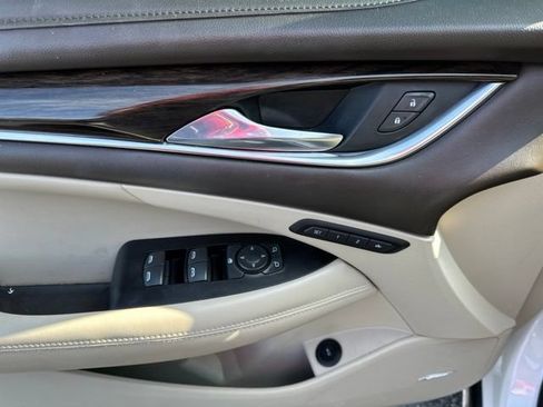 Used 2018 Buick LaCrosse Premium w/ Driver Confidence Package #2 FWD image 5
