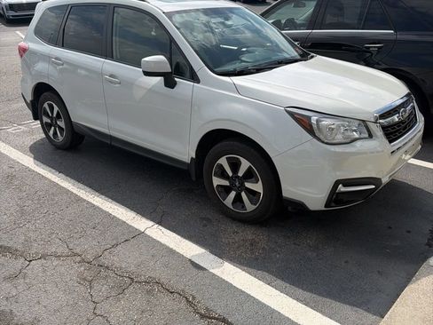 Used 2018 Subaru Forester 2.5i Premium image 6