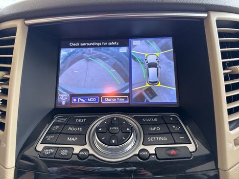 Used 2015 INFINITI QX70 AWD w/ Premium Package image 10