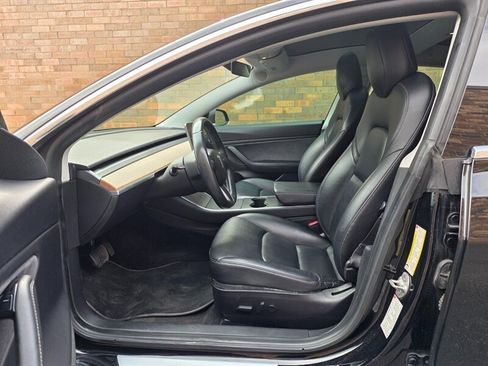 Used 2018 Tesla Model 3 Long Range image 24