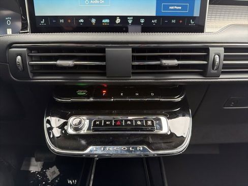 New 2026 Lincoln Corsair Premiere image 13