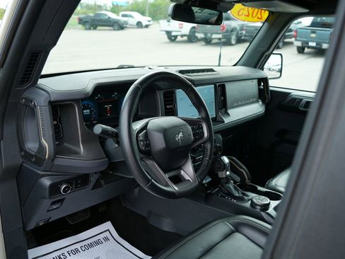 Used 2025 Ford Bronco Badlands AWD/4WD image 20