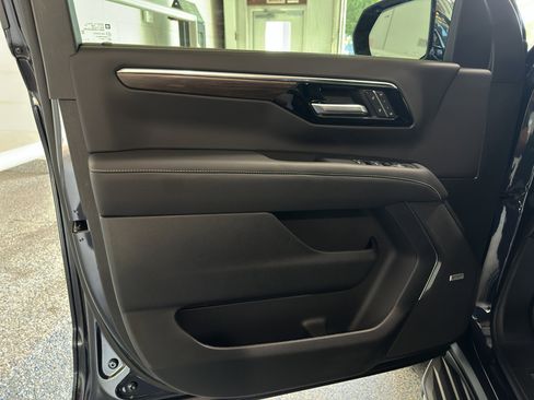 New 2025 Chevrolet Tahoe Premier image 28