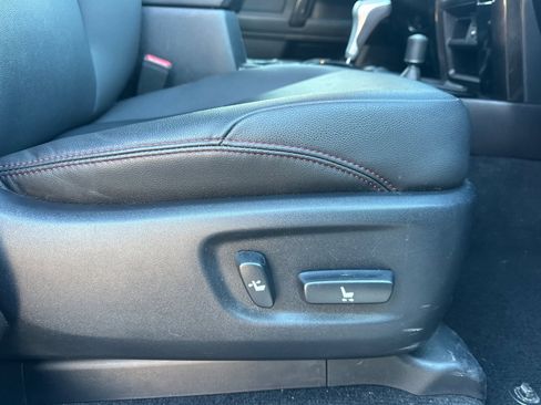 Used 2023 Toyota 4Runner TRD Off-Road Premium image 23