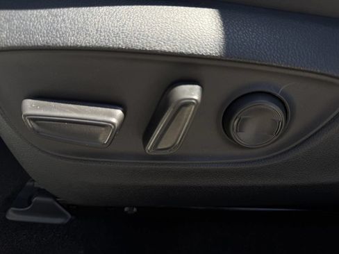 Used 2024 Toyota RAV4 XLE Premium FWD image 26