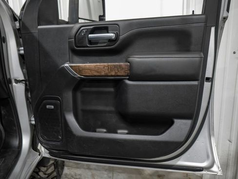 Used 2020 GMC Sierra 3500 Denali w/ Denali Ultimate Package image 45