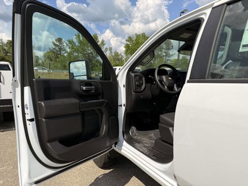 New 2025 Chevrolet Silverado 3500 W/T RWD image 13