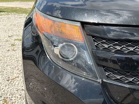 Used 2015 Ford Explorer Sport image 9