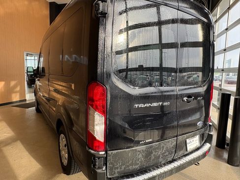 Used 2021 Ford Transit 350 XLT image 8