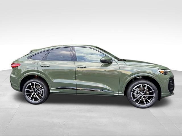 New 2026 Audi Q5 Premium Plus AWD/4WD image 3