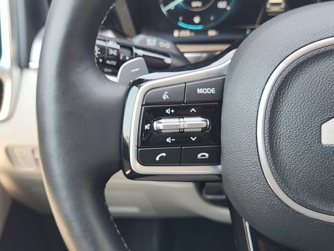 Certified 2022 Kia Sorento SX Prestige AWD/4WD image 30