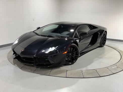 Used 2014 Lamborghini Aventador LP 700-4 image 6
