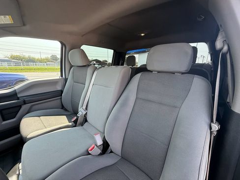 Used 2017 Ford F150 XL w/ Equipment Group 101A Mid AWD/4WD image 15