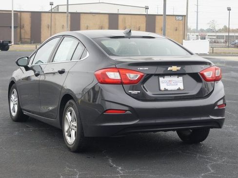 Used 2017 Chevrolet Cruze LT w/ Convenience Package image 12
