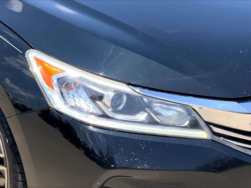 Used 2016 Honda Accord Sport image 27