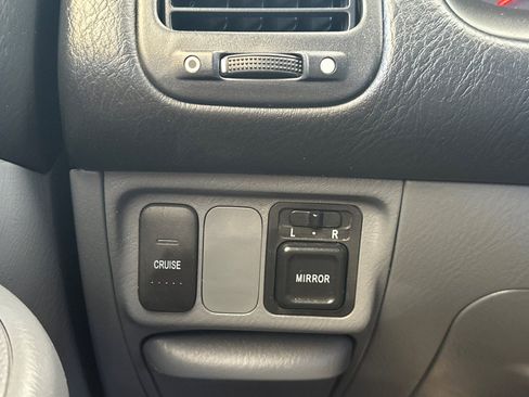 Used 2005 Honda Civic LX image 25