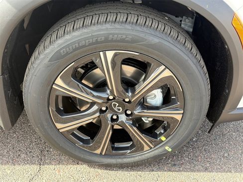 New 2026 INFINITI QX60 Autograph image 10