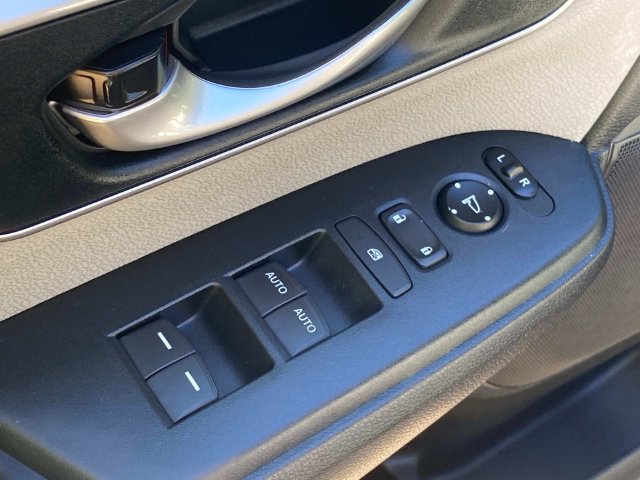 Used 2018 Honda CR-V EX image 14