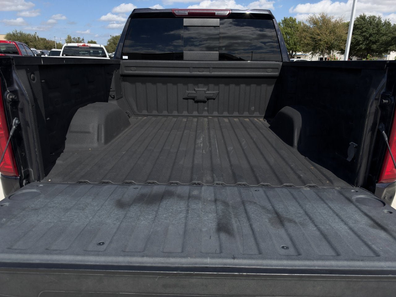 Used 2023 Chevrolet Silverado 1500 RST AWD/4WD image 28