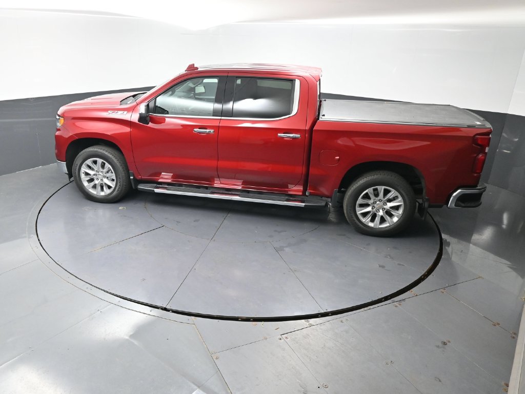 Used 2025 Chevrolet Silverado 1500 LTZ AWD/4WD image 46