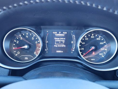 Used 2018 Jeep Compass Latitude image 16