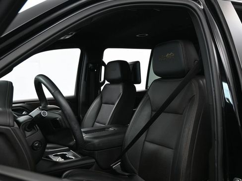 Used 2023 Chevrolet Tahoe High Country RWD image 10