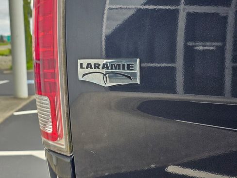 Used 2014 RAM 2500 Laramie w/ Convenience Group AWD/4WD image 16