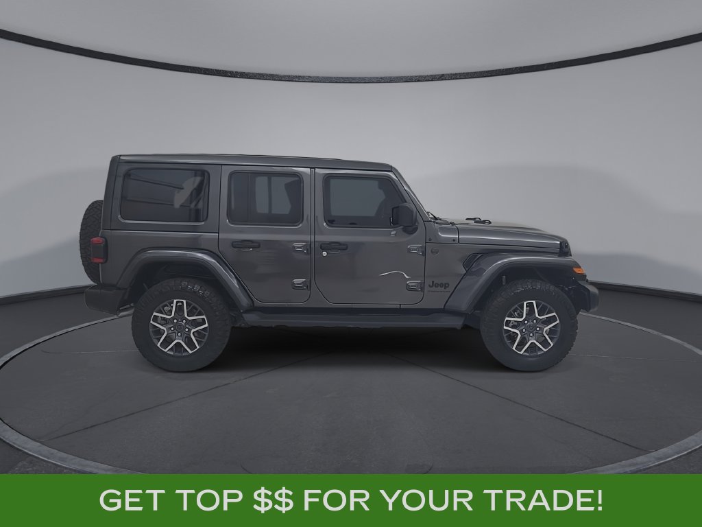 Used 2025 Jeep Wrangler Unlimited Sahara AWD/4WD image 2