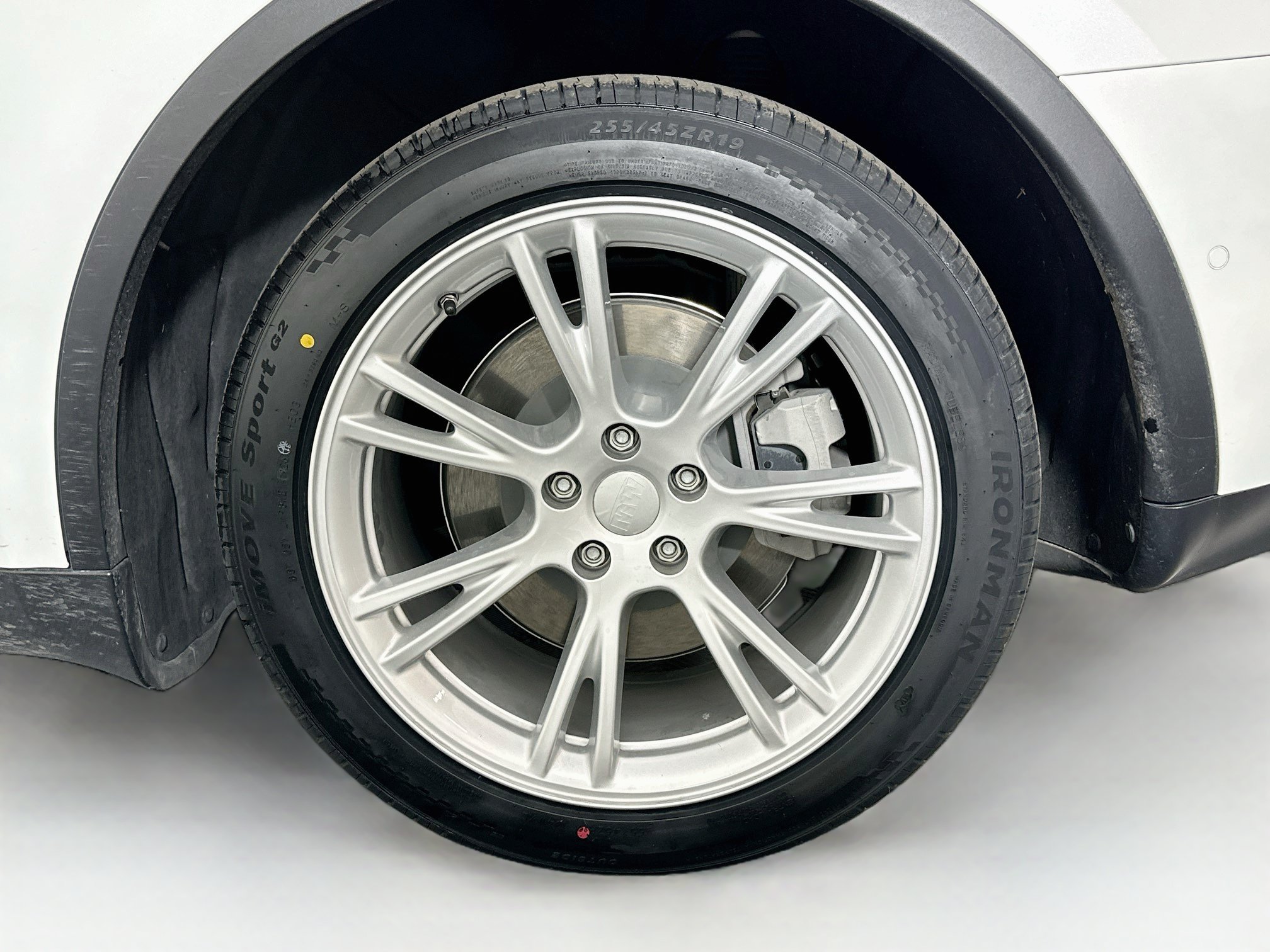 Used 2022 Tesla Model Y Long Range AWD/4WD image 11