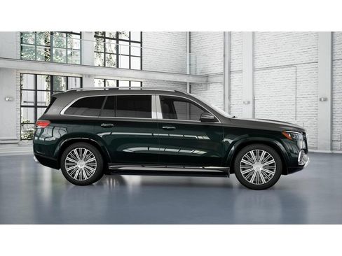 Used 2024 Mercedes-Benz Maybach GLS 600 4MATIC image 15