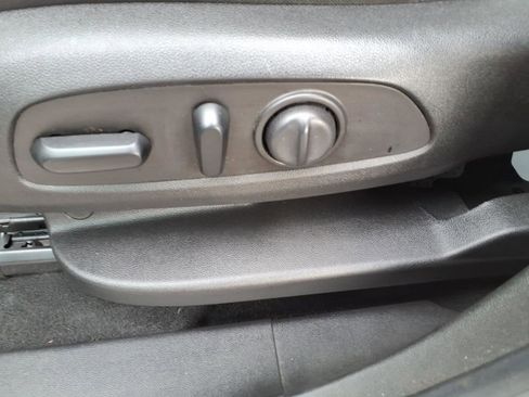 Used 2019 Chevrolet Equinox LT image 14