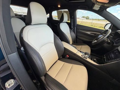 Used 2023 INFINITI QX55 Luxe w/ Cargo Package AWD/4WD image 34