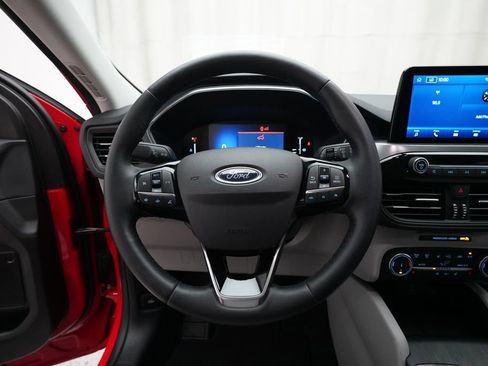 Used 2024 Ford Escape Active AWD/4WD image 4