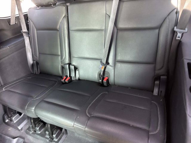 Used 2022 GMC Yukon XL Denali RWD image 16