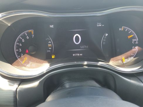 Used 2021 Jeep Grand Cherokee Laredo X RWD image 18