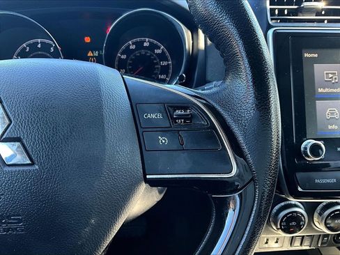 Used 2022 Mitsubishi Outlander Sport SE image 16